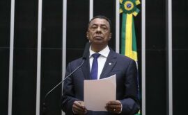 Imagem da notícia Câmara aprova projeto que aumenta de 513 para 531 o número de deputados federais  Fonte: Agência Câmara de Notícias